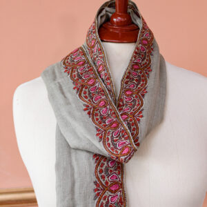 Kashmiri Sozni Staller 03